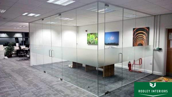 Attractive frameless glass corner office