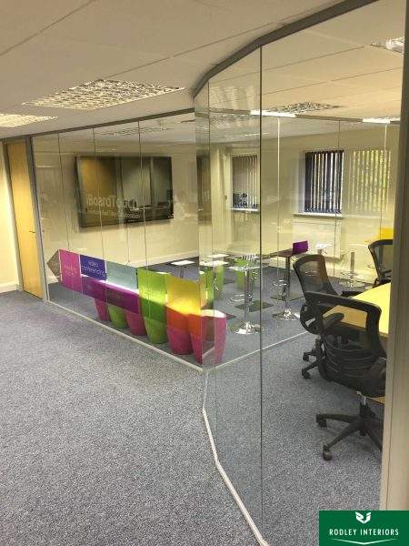 03 - finished faceted glass wall